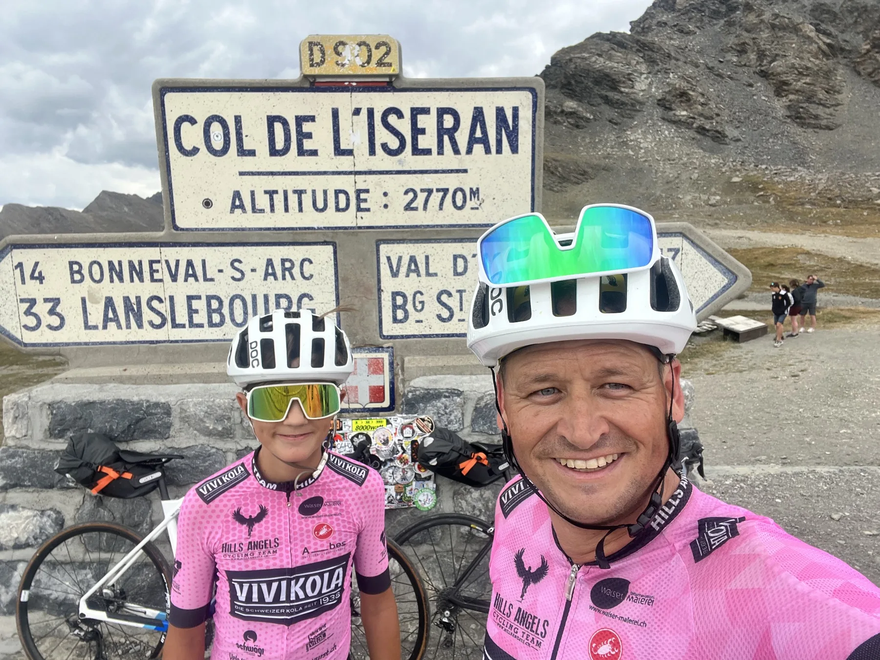 Hills Angels Selfie am Col de l Iseran